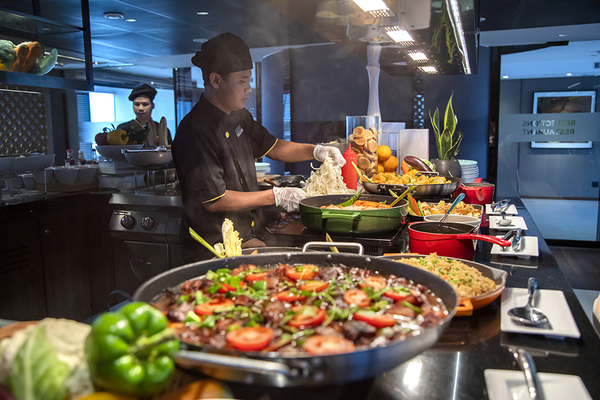 Emerald Waterways - Emerald Harmony - Buffet Reflections _12_.jpg